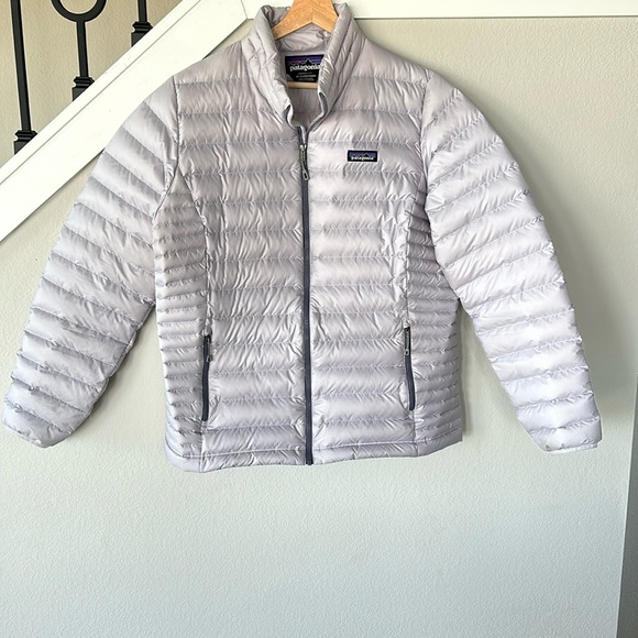 Patagonia women’s down sweater/jacket XL - Picture 2 of 9